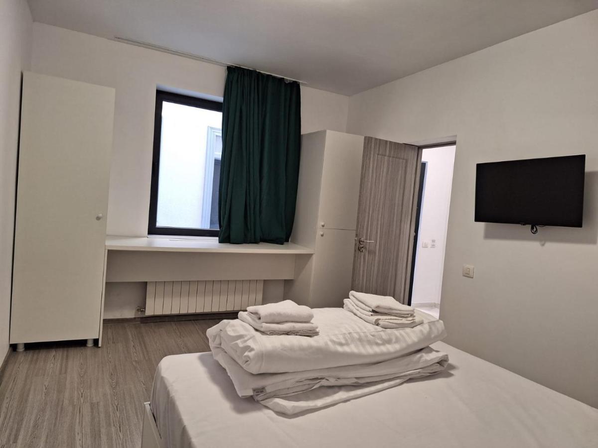 The Continental Studios Bucureşti Ngoại thất bức ảnh